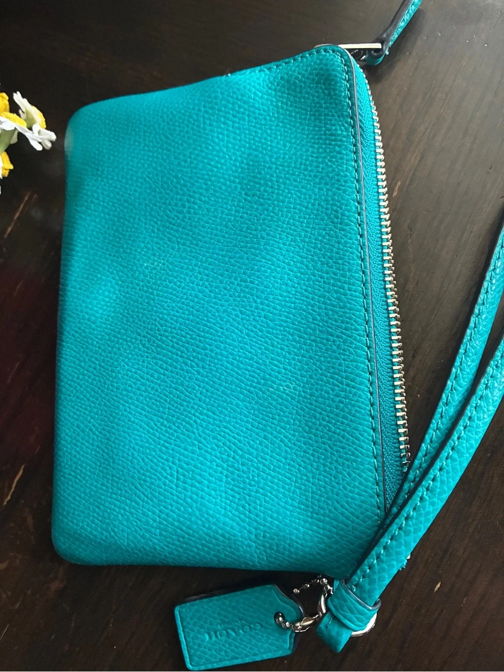 Coach 🦋authentic wristlet